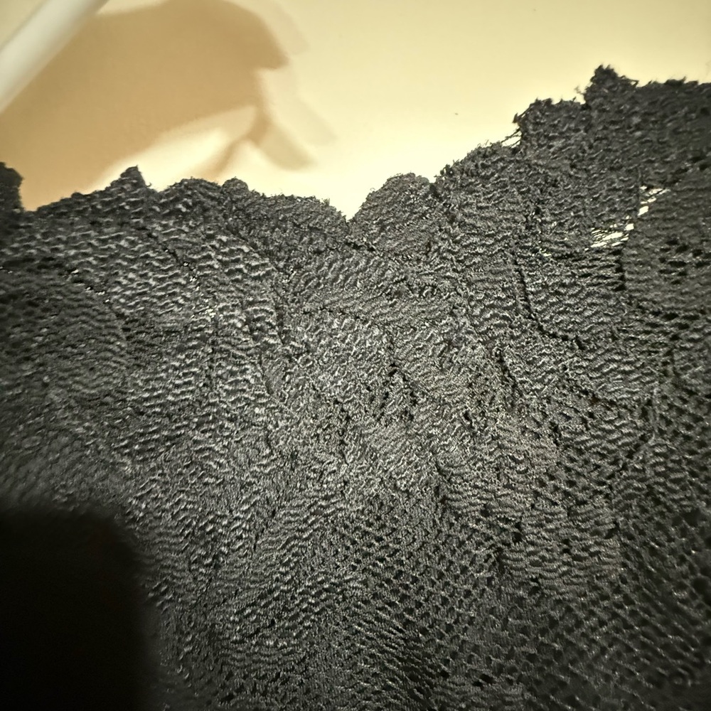 Olvi’s The Lace Collection Black Dress (pictures don’t do it justice) bodycon - Picture 4 of 9